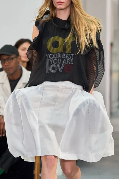 Look 14